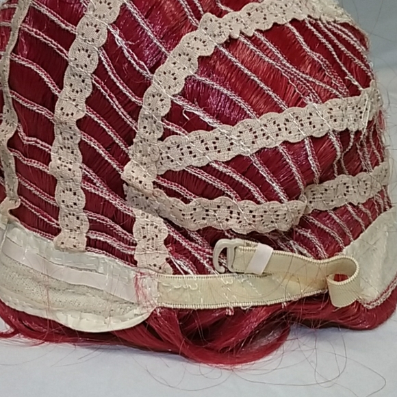 WIG - Picture 8 of 8